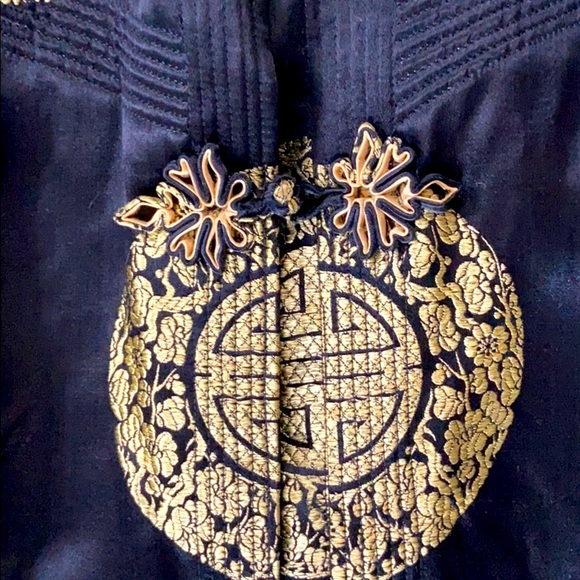 Woman’s Medallion Asian Silk Jacket SMALL - Picture 5 of 6